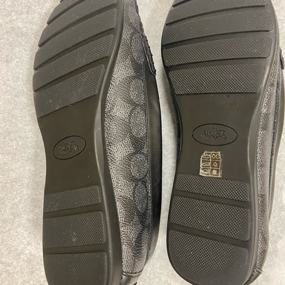 NIB Coach Olive Loafers signature embosses - Picture 5 of 8